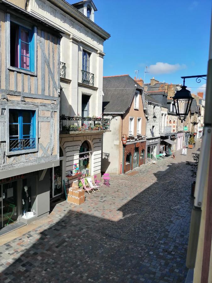 Spacieux T3 Lumineux Dans Quartier Historique Avec Wifi Redon Ngoại thất bức ảnh
